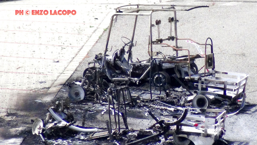 Gerace incendio auto elettr. comunali