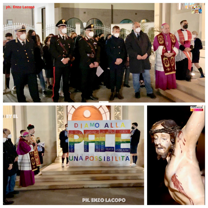 Questa immagine ha l'attributo alt vuoto; il nome del file è Via-Crucis-20225.jpg